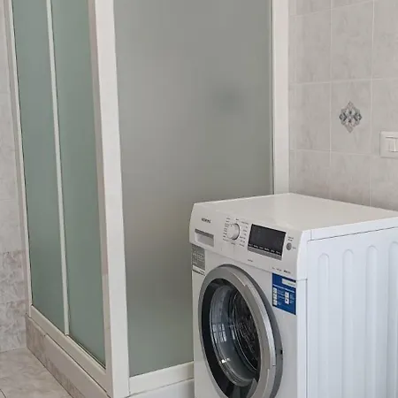 “young” Apartment *